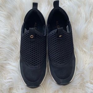 Black aldo shoes